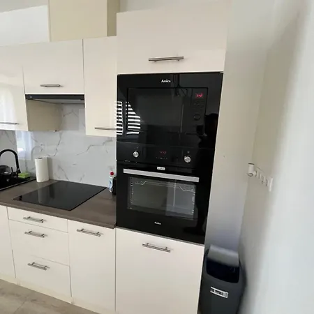B53 2 Apartment